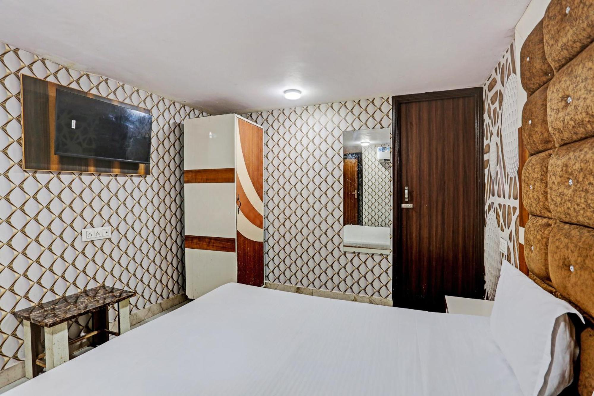 Hotel O Saffron Night Stay アムリトサル エクステリア 写真